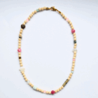 Pozłacany naszyjnik z kamieni naturalnych